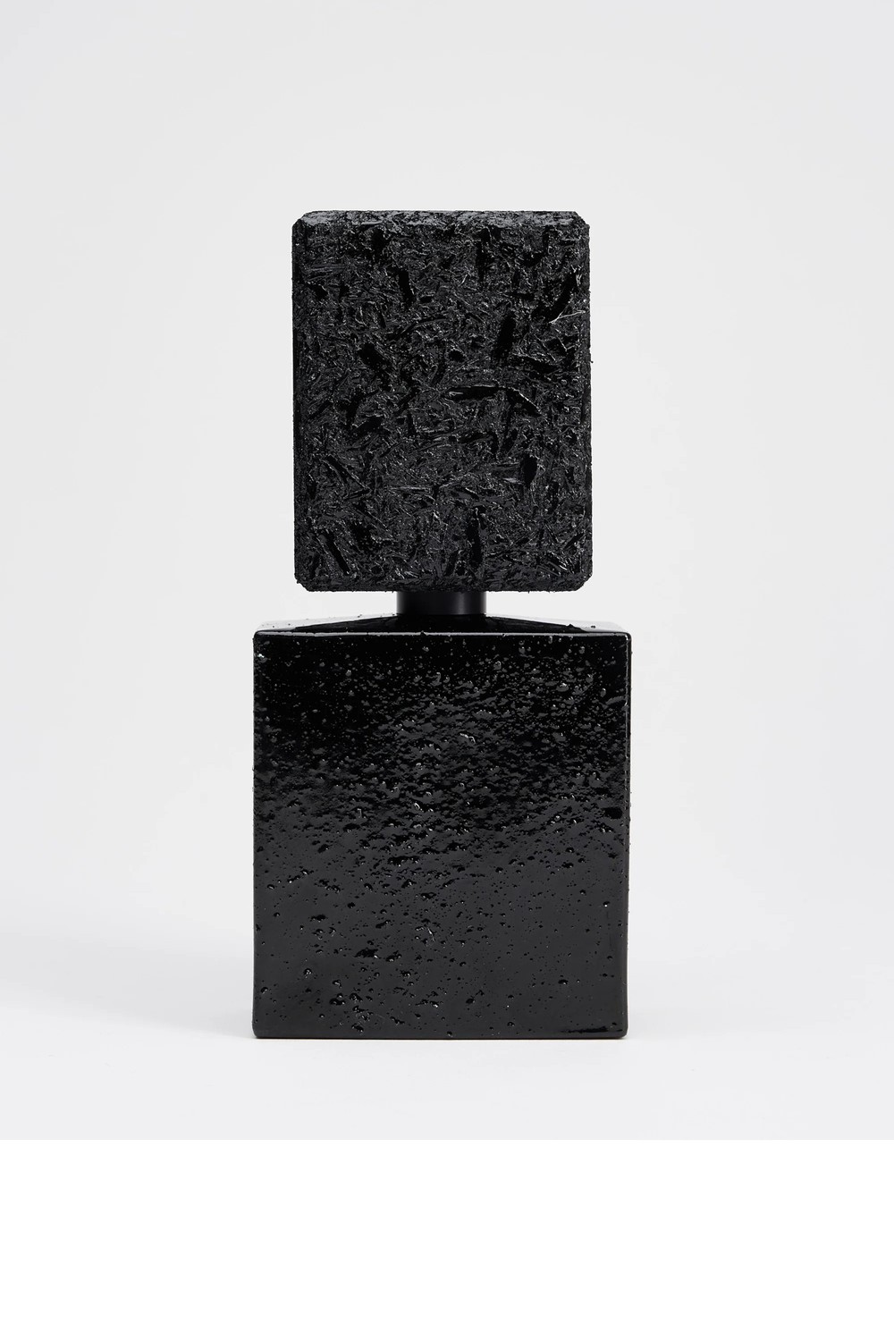 Flacon Filippo Sorcinelli Ennui Noir extrait de parfum, collection UNUM